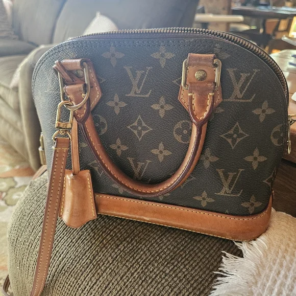 Louis Vuitton Alma BB Mini Crossbody Brown - Picture 9 of 9